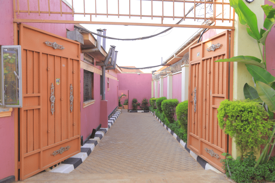 5 Reasons to Choose Link Suites for Your Next Staycation in Mbarara